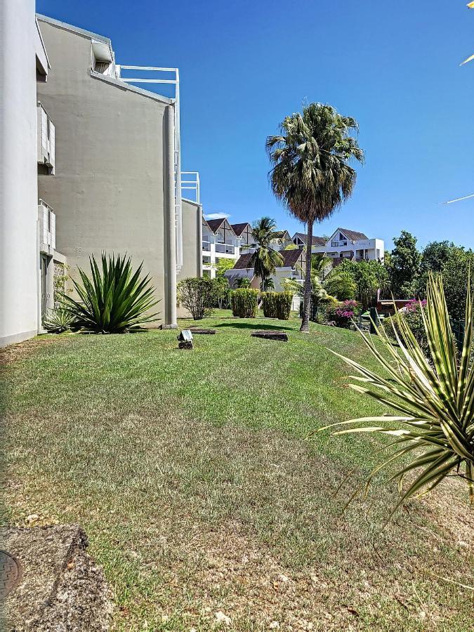 Appartement T1 Sur La Plage Et Vue Mer Le Gosier  Esterno foto